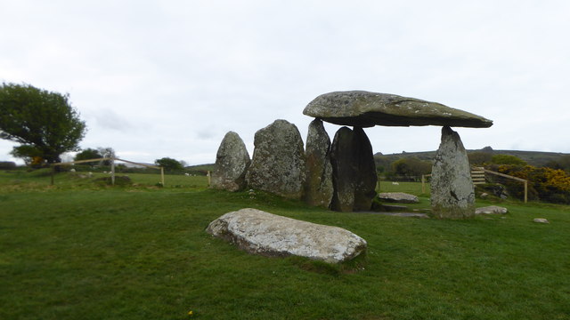 Pentre Ifan burial chamber standing stones